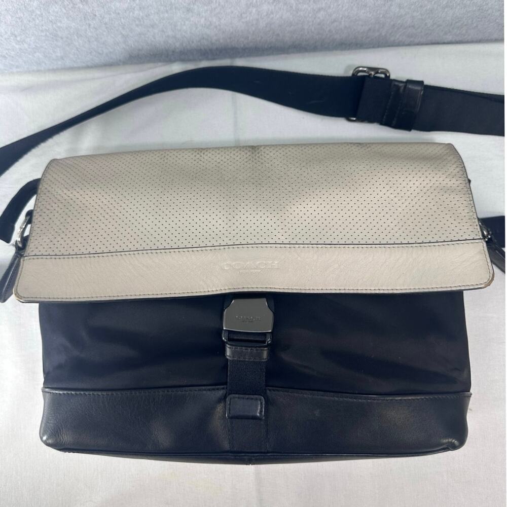 Coach Bike Bag Off White Leather & Black Nylon Messenger Bag Adj. Strap F71968 - Picture 2 of 16